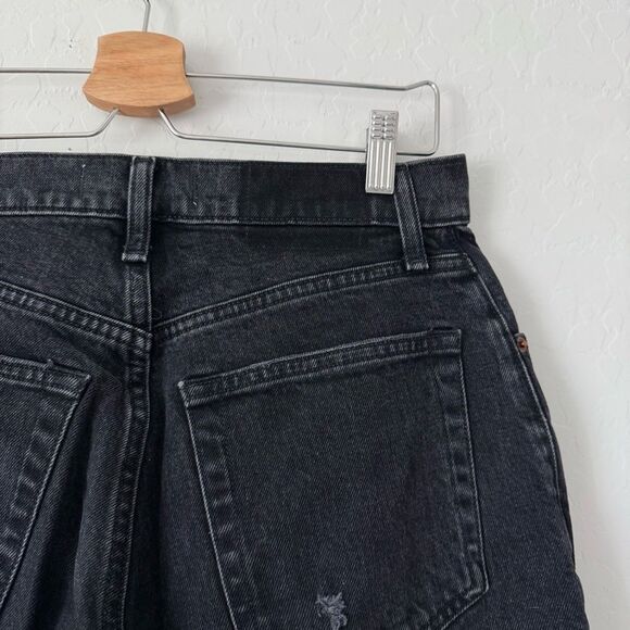 A&F Curve Love Ultra High Rise 90s Straight Jean in Black Destroy 29/8 Short - Picture 10 of 12
